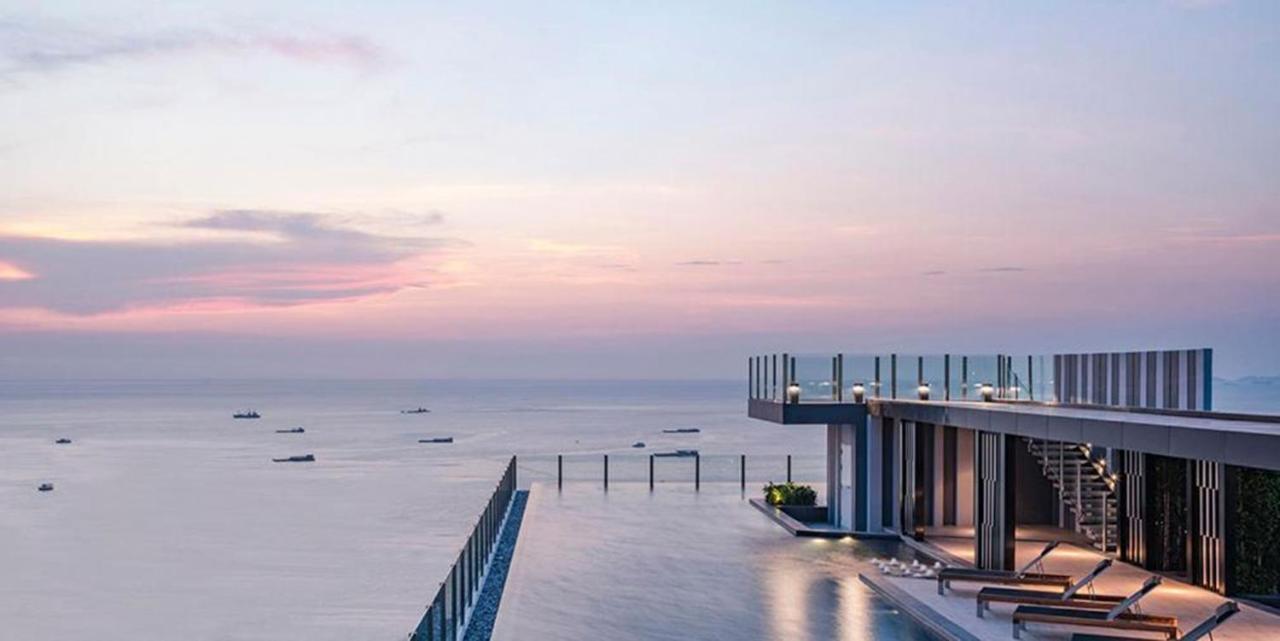 The Base Infinity Apartamento Pattaya Exterior foto