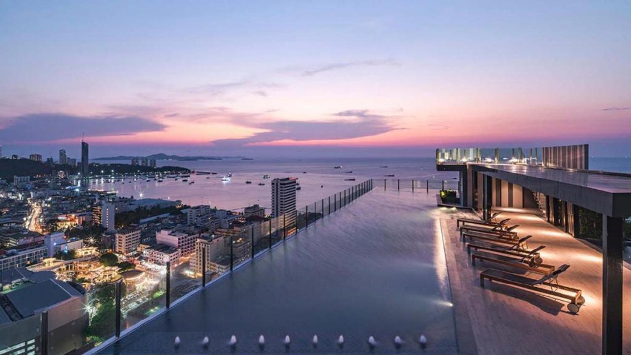 The Base Infinity Apartamento Pattaya Exterior foto