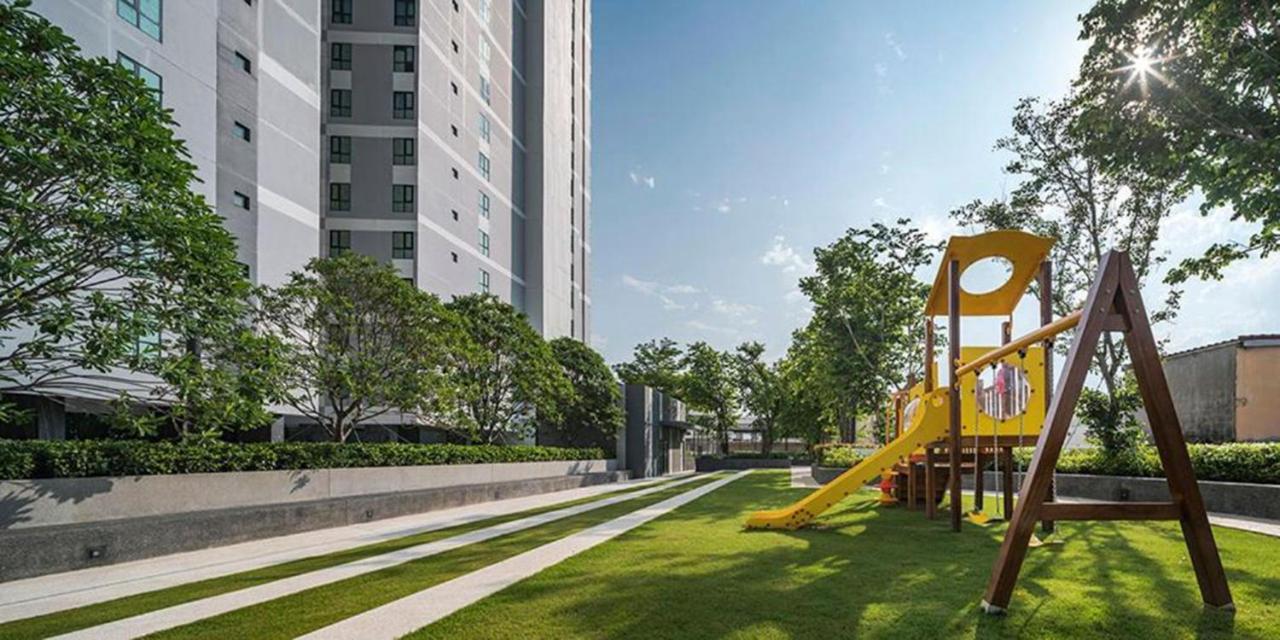The Base Infinity Apartamento Pattaya Exterior foto