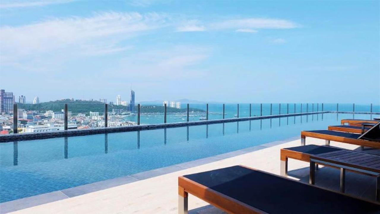 The Base Infinity Apartamento Pattaya Exterior foto