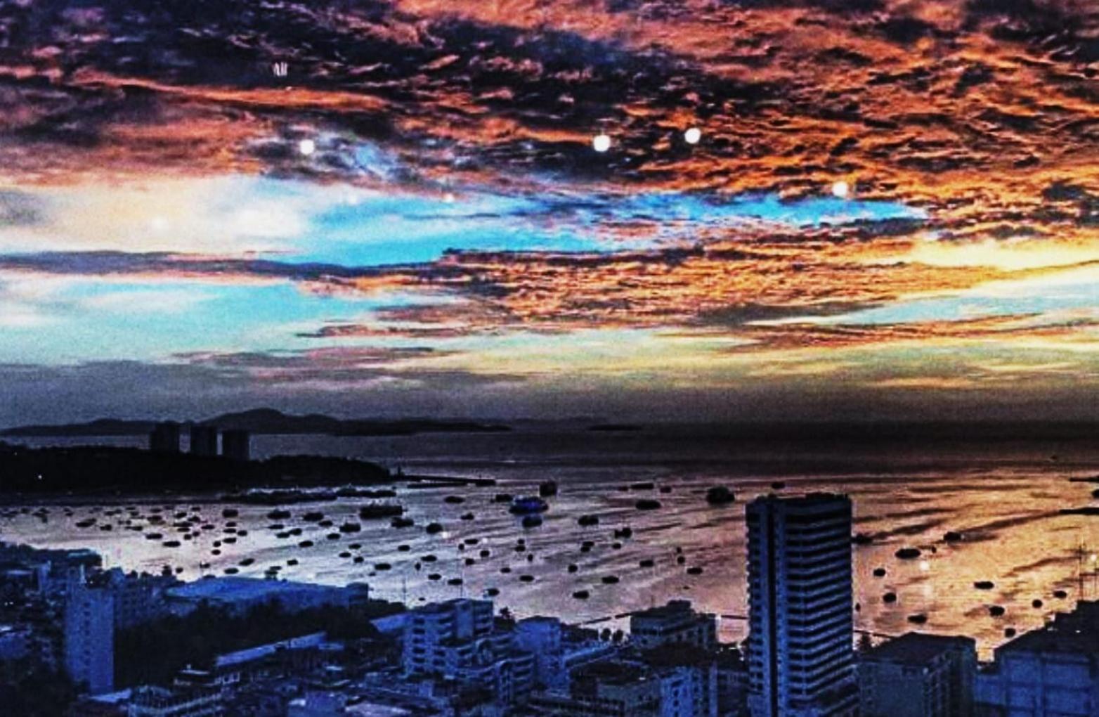 The Base Infinity Apartamento Pattaya Exterior foto