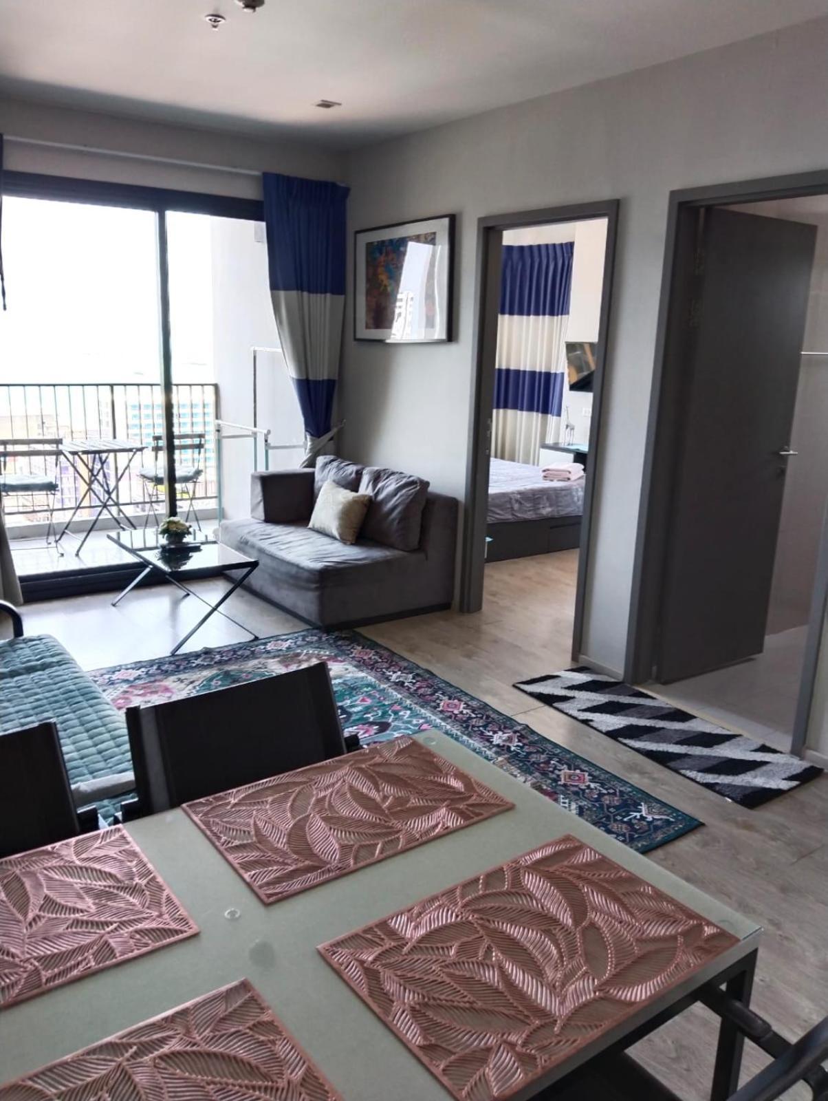 The Base Infinity Apartamento Pattaya Exterior foto