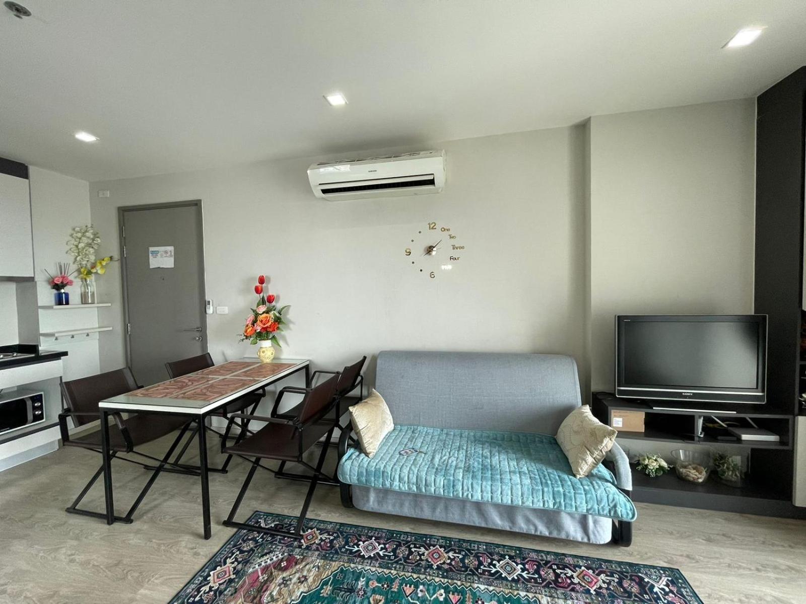 The Base Infinity Apartamento Pattaya Exterior foto